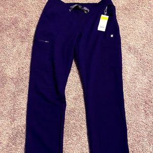 Figs Yola skinny scrub pants size Medium